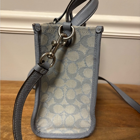 Coach Dempsey baby blue tote - Picture 4 of 11
